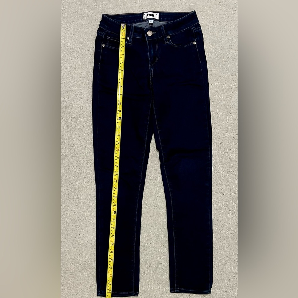 PAIGE // Skinny Ankle Peg Jeans. SZ: 23. Dark Dark Blue.